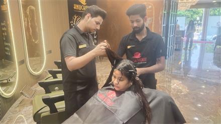 BIGGEST SALON OF TRICITY - KNUCKOUT LUXURY SALON OPENS IN MOHALI